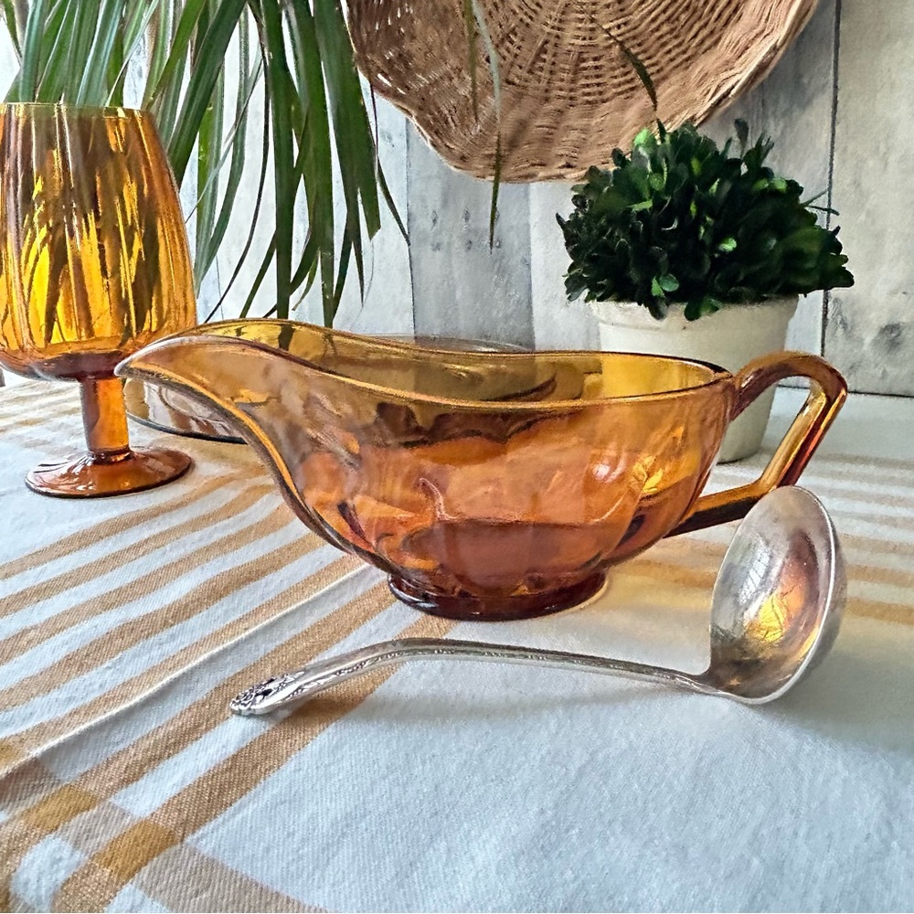 🌴Classy Threshold Glass Amber Gravy Boat Gravy Boat - 10 fl oz